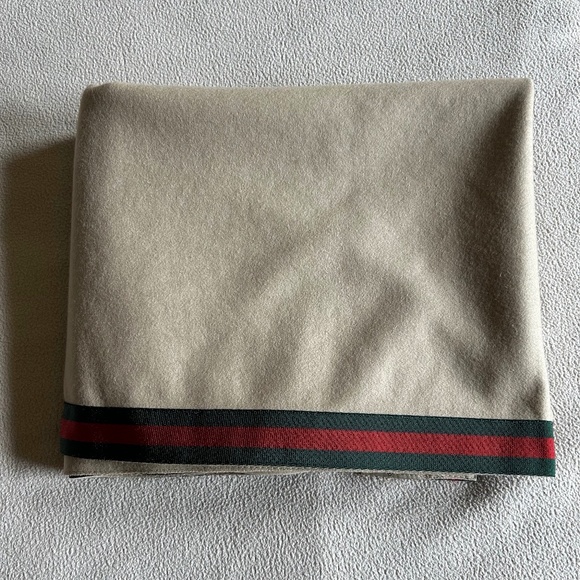 Gucci Throw Blanket NWOT - Picture 1 of 9
